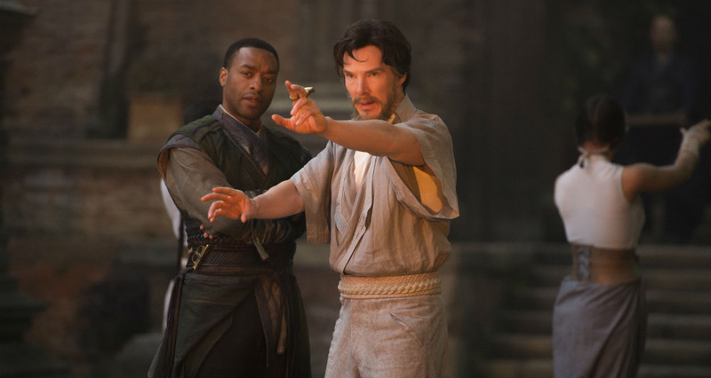 Cumberbatch and Baron Mordo (Chiwetel Ejiofor) work with the sling ring, kind of a sorcerer’s magic wand.